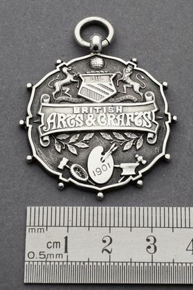 British Arts & Crafts Silver Medallion/Pendant - Manchester 1901, Miniature Painting, Mabel Maynard